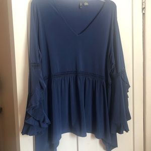 New direction navy blue long sleeved v neck
